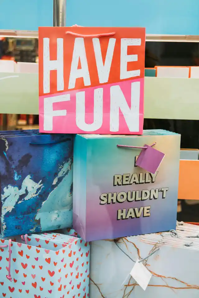 Iepakojuma druka krāsaini maisiņi