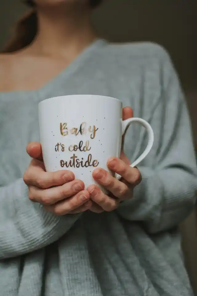 Personalizēta krūze - ārā ir auksts