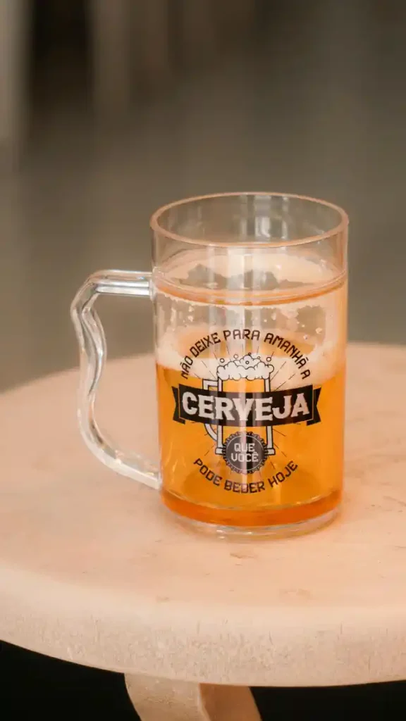 Personalizēts alus kauss ar interesantu osu