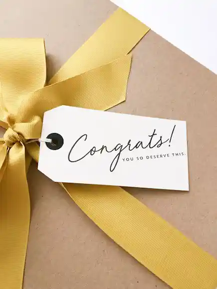 Personalizētas dāvanas - birka "Tu esi to pelnījis"