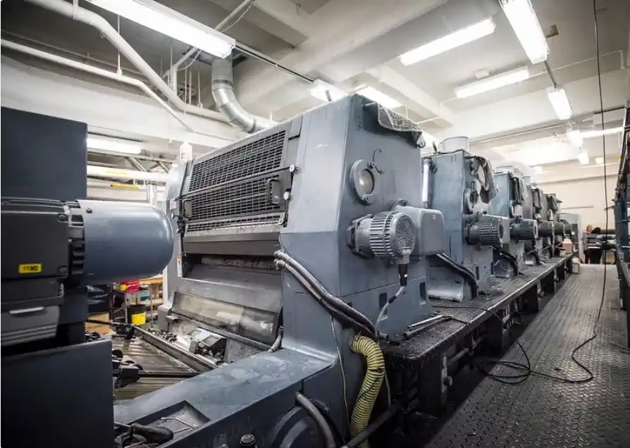 Tipogrāfija - lielas iekārtas