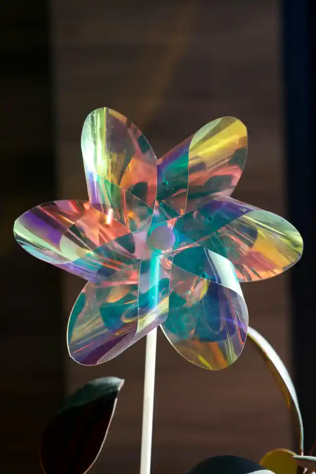 Hologrāfiskas uzlīmes - zaigojošs propelleris