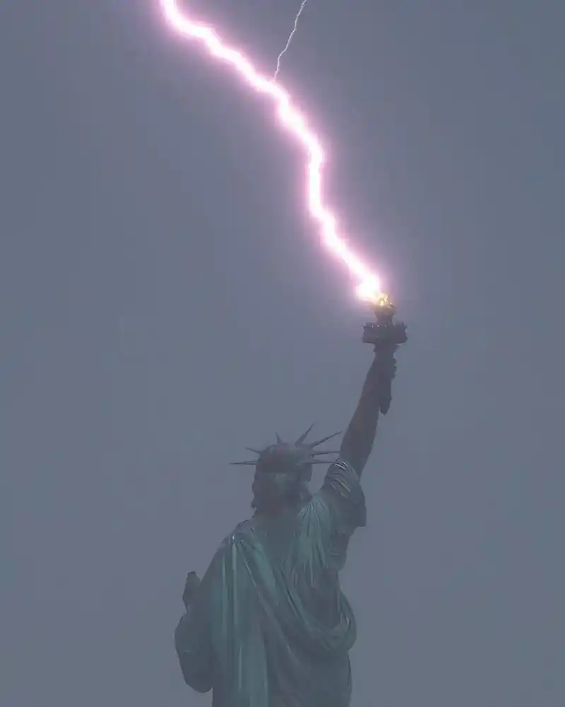 Uzlīmju veidošana - zibens