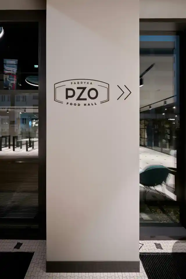Drukāt uzlīmes uz kolonnas