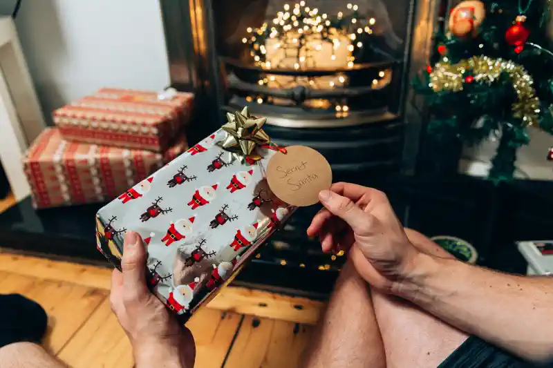 Personalizētas dāvanas Ziemassvētkos - noslēpumains Santa