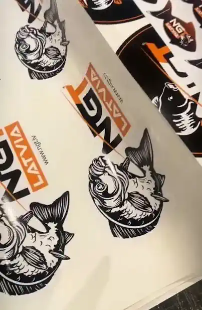 Custom uzlīmes Latvijā, Rīgā